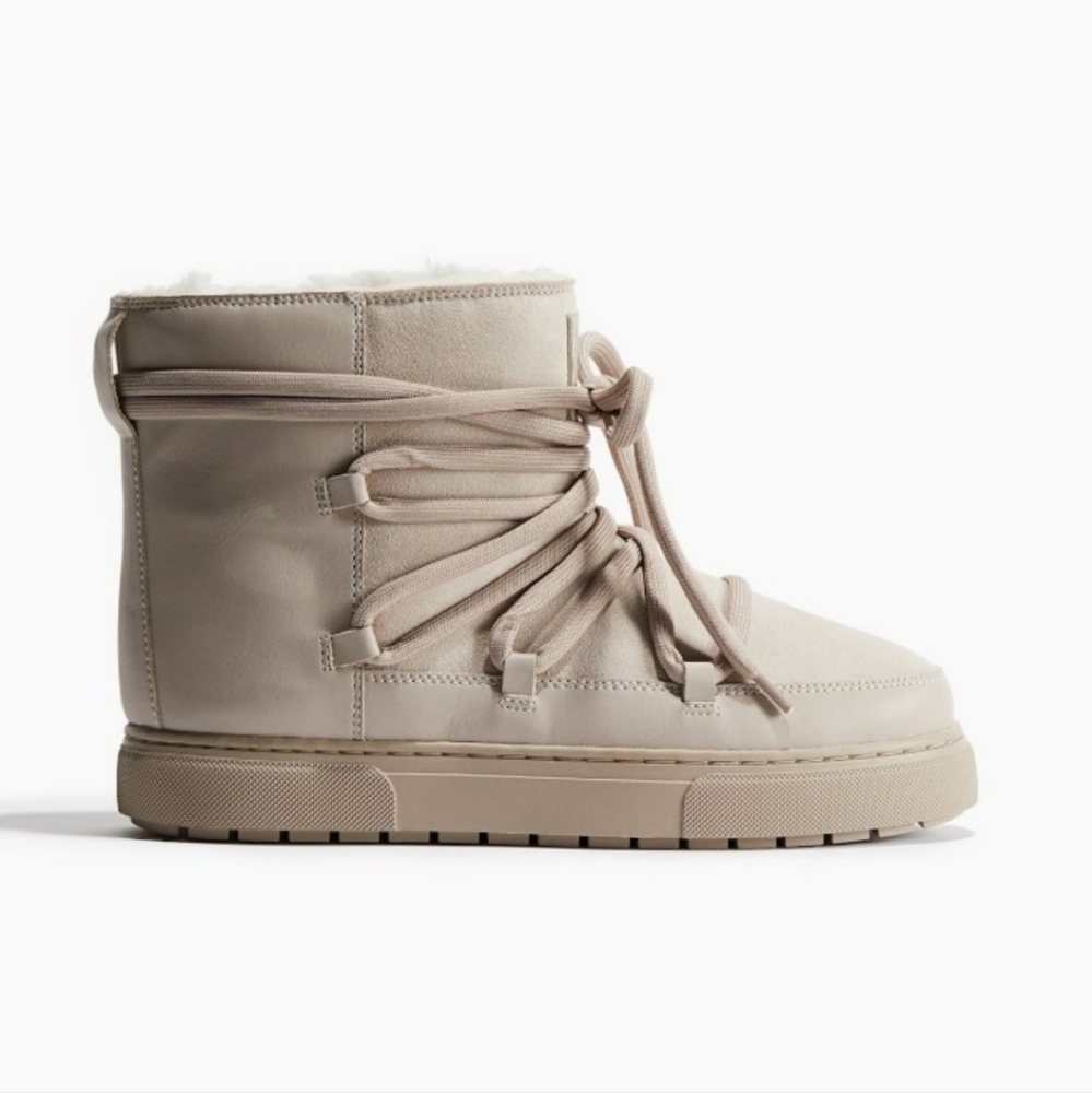 Women's Cream Winter Boots